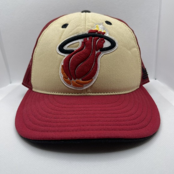 Adidas Miami Heat NBA Authentic Snap Back Hat Basketball Sportswear - Picture 1 of 9